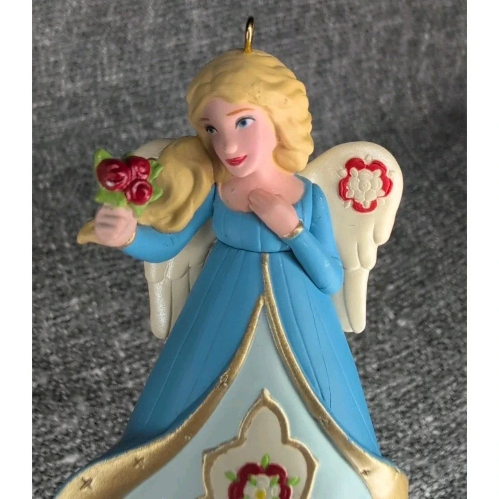 2013 Hallmark Keepsake England Angel Around The World Christmas Ornament w/ Box